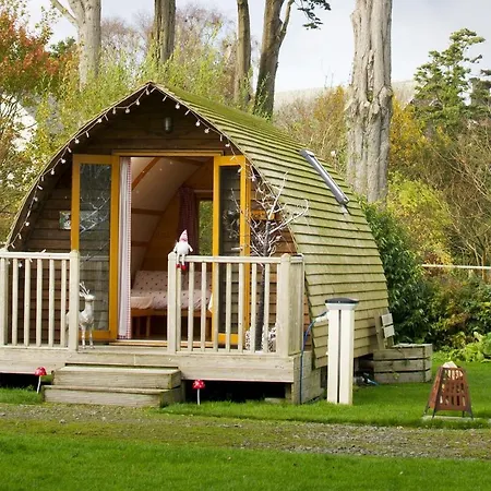Barwise Pod, Tatil Evi